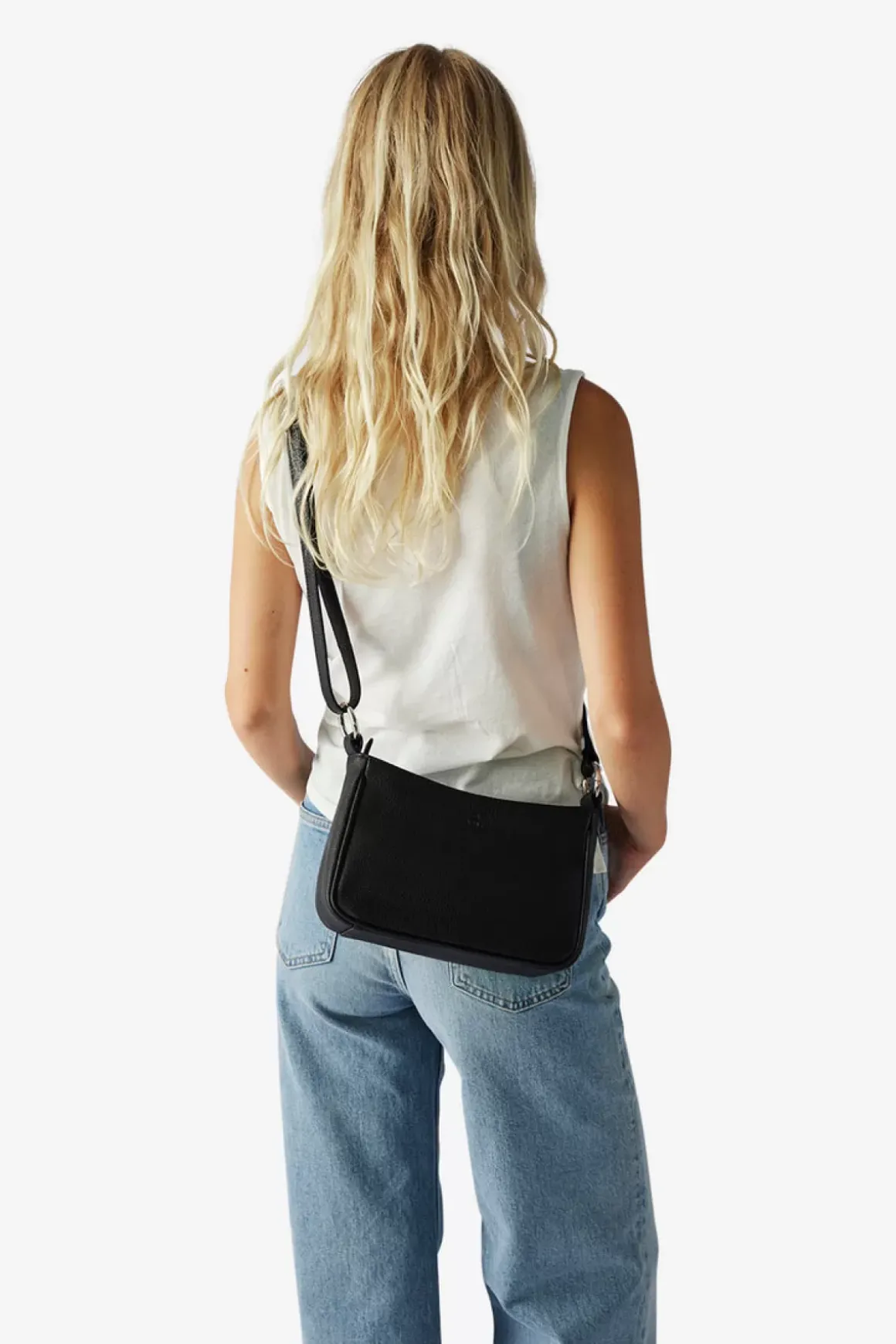 Cormorano Shoulder Bag Cath Black