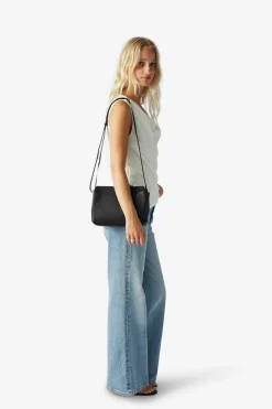 Cormorano Shoulder Bag Yasemin Black