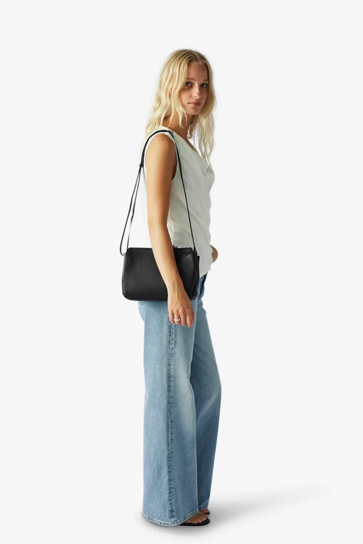 Cormorano Shoulder Bag Yasemin Black