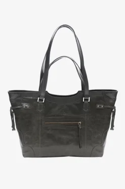 Salerno Shopper Krista Olive
