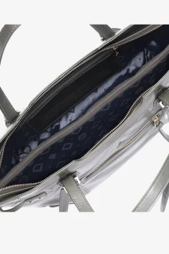 Salerno Shopper Krista Olive