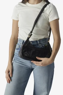 Salerno Shoulder Bag Karmina Black