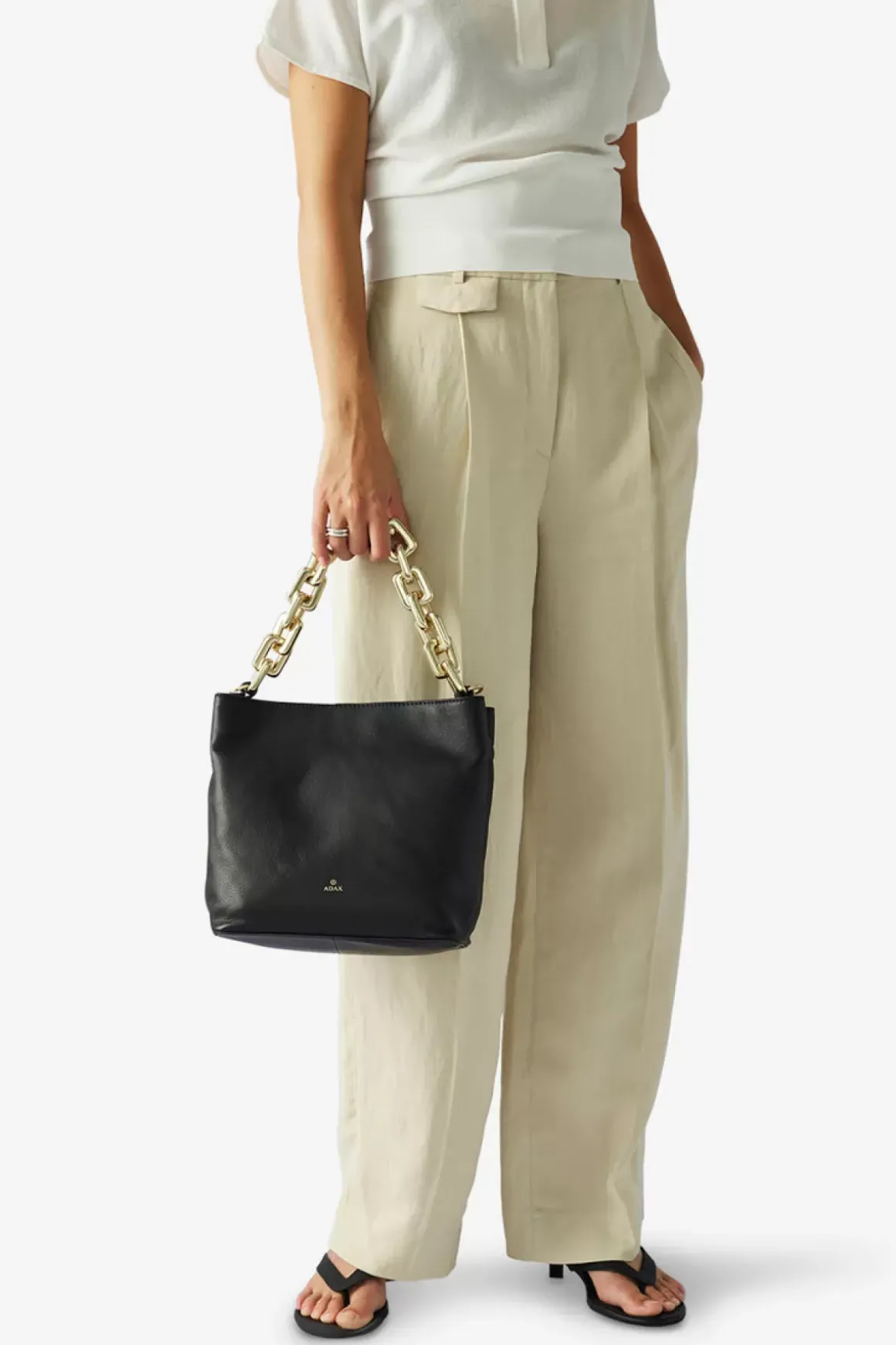 Sorano Shoulder Bag Dahlia Black